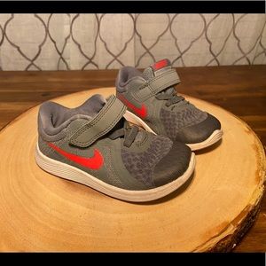 Nike/ Mickey light up shoes/ Snow boots